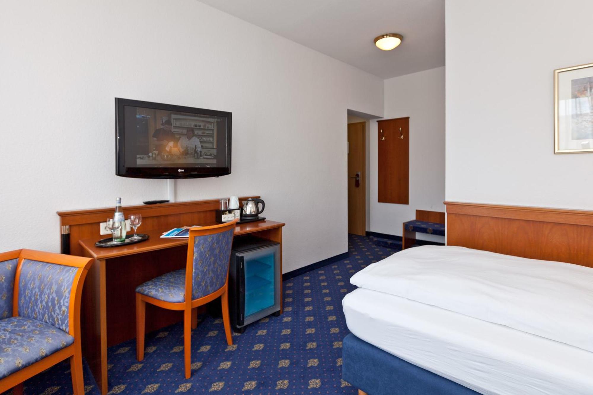 Hotel Fuer Dich Waren  Kamer foto